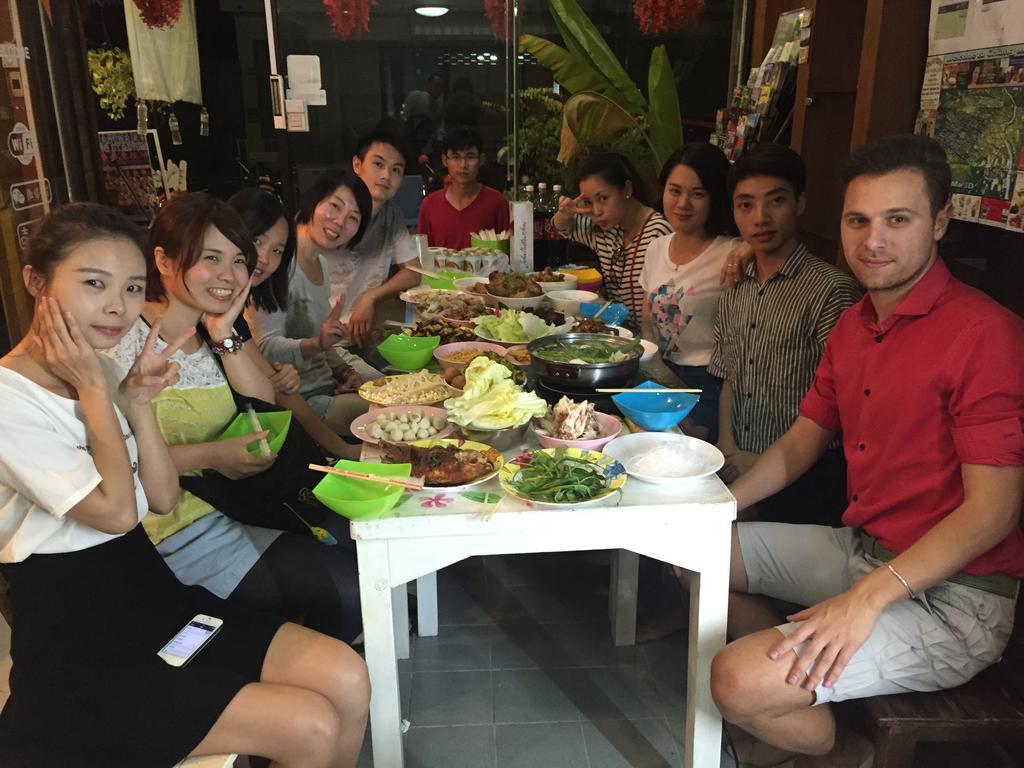 Zoe Hostel Chiang Mai Eksteriør bilde